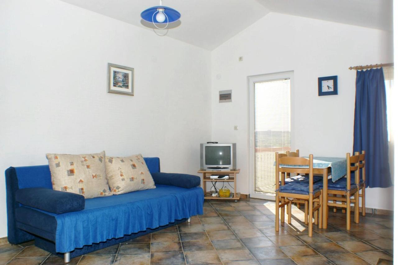 Family Friendly Seaside Apartments Vlasici, Pag - 4319 Exterior foto