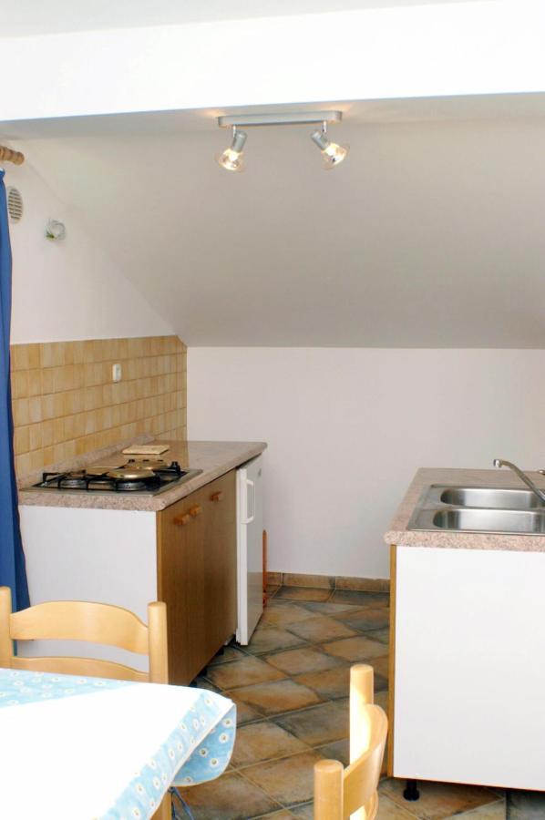 Family Friendly Seaside Apartments Vlasici, Pag - 4319 Exterior foto