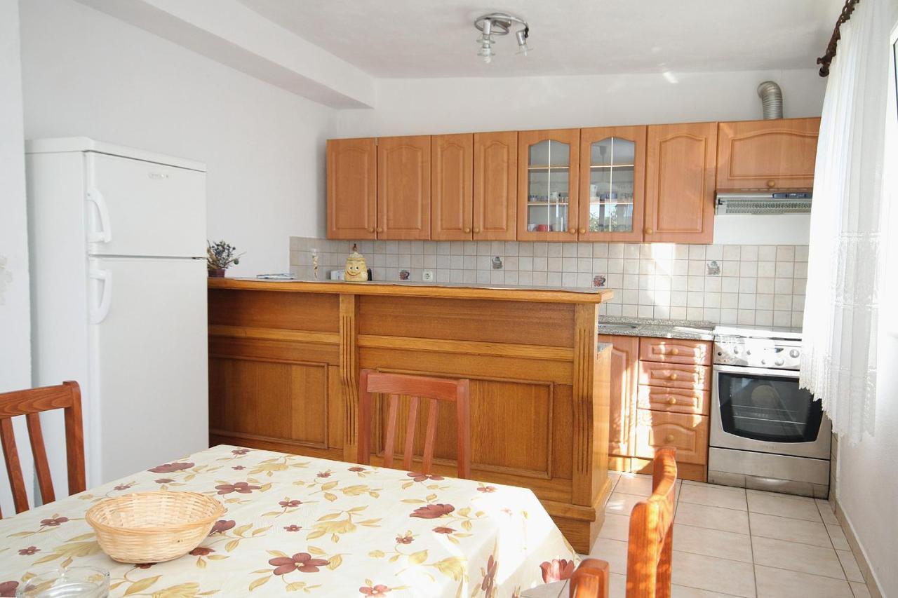 Family Friendly Seaside Apartments Vlasici, Pag - 4319 Exterior foto